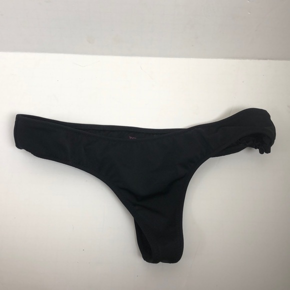Victoria's Secret Other - Victoria’s Secret Bikini Bottom XS Thong